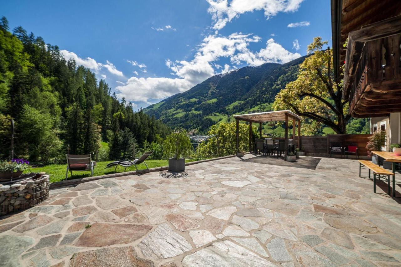 Schildhof Ebion Schildhofsuite San Leonardo in Passiria Exterior foto